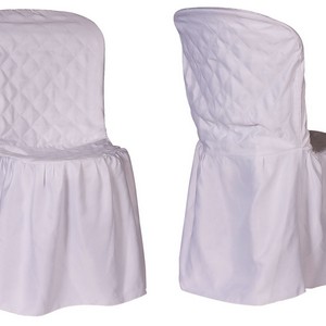 Cadeiras com capas para casamento